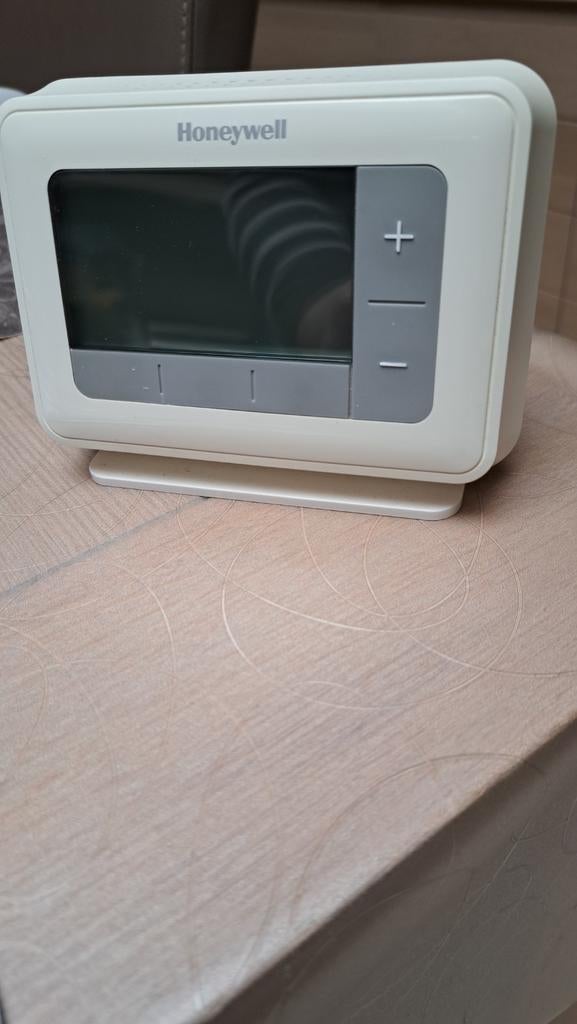Thermostaat merk Honeywell  T4R (draagbaar en draadloos ), Ophalen, Slimme thermostaat, Zo goed als nieuw
