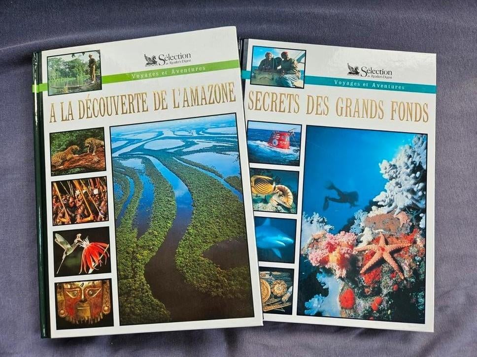 2 livres sur l'Amazonie et les grands fonds marin, Ophalen, Zo goed als nieuw