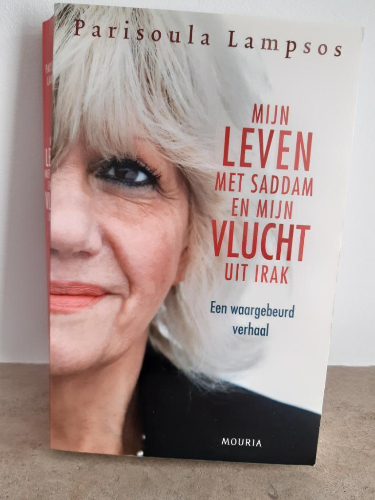Mijn leven met Saddam...zie info - 9 euro, Ophalen, 19e eeuw, Zo goed als nieuw, Parisoula Lampsos