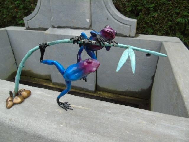 grenouilles sur roseau en bronze couleurs, Enlèvement ou Envoi, Bronze