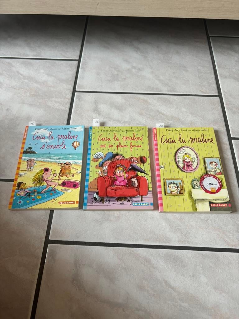 Lot de livres Cucu la Praline, Enlèvement ou Envoi, Comme neuf, Contes (de fées)