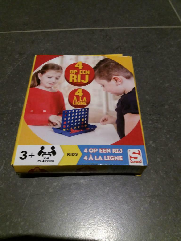 spel - vier op een rij, Ophalen, Zo goed als nieuw