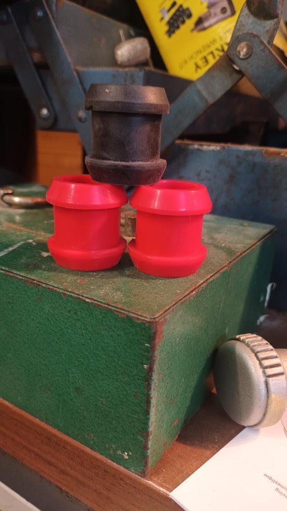 Silen blocks nitrile pour amortisseurs AVO, Autos : Pièces & Accessoires, Enlèvement ou Envoi, Neuf, MG