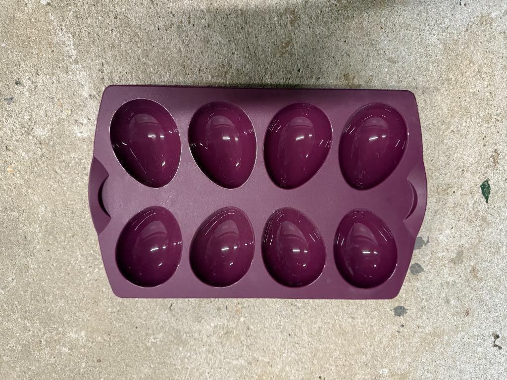 Moule Tupperware 8 œufs violet, Enlèvement ou Envoi, Neuf, Violet, Autres types