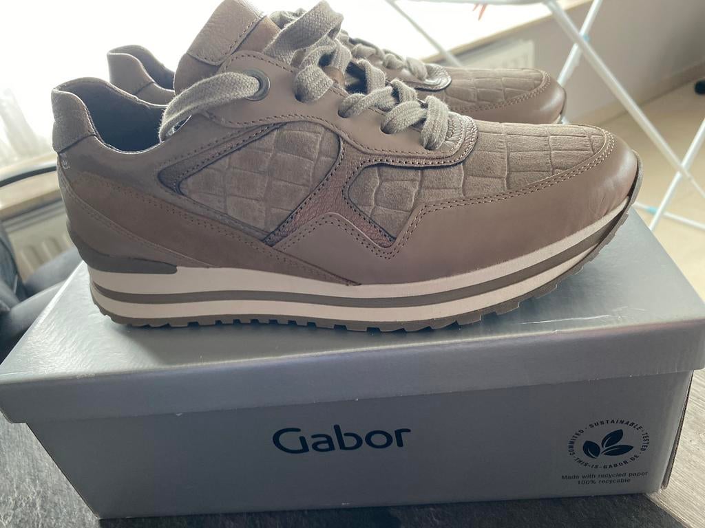 Gabor, Enlèvement, Neuf