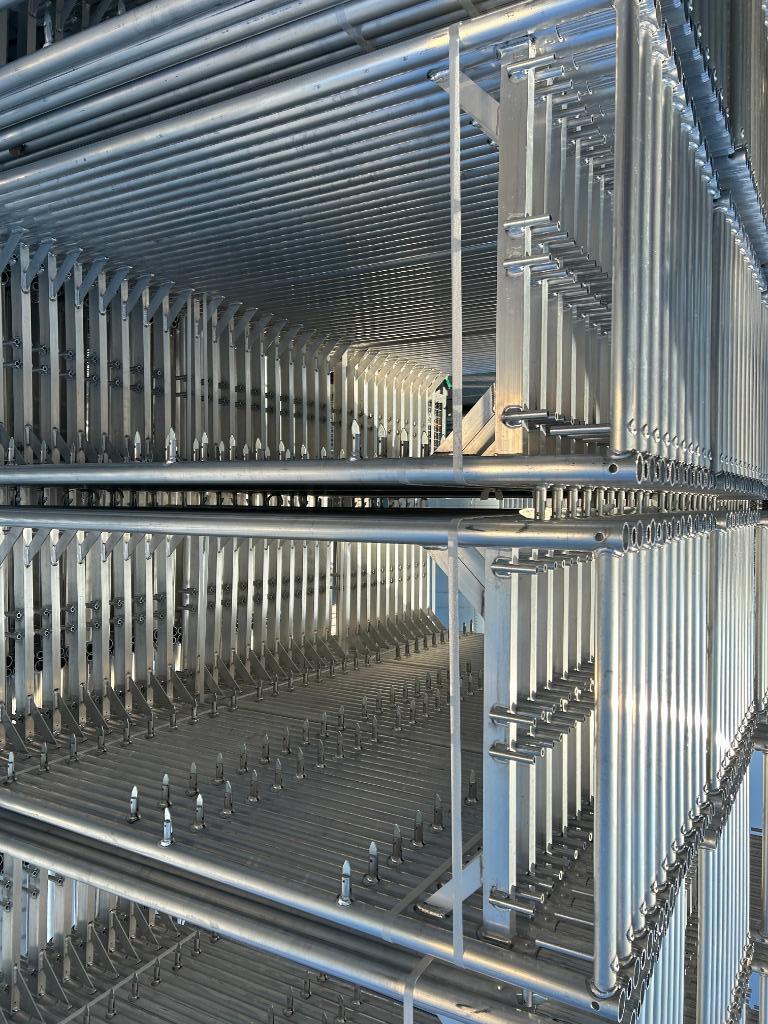 Nieuwe Gevelsteiger Alu Plettac | 600 m² | Snelle levering, Doe-het-zelf en Bouw, Steigers, Nieuw, Gevelsteiger, 5 meter of hoger