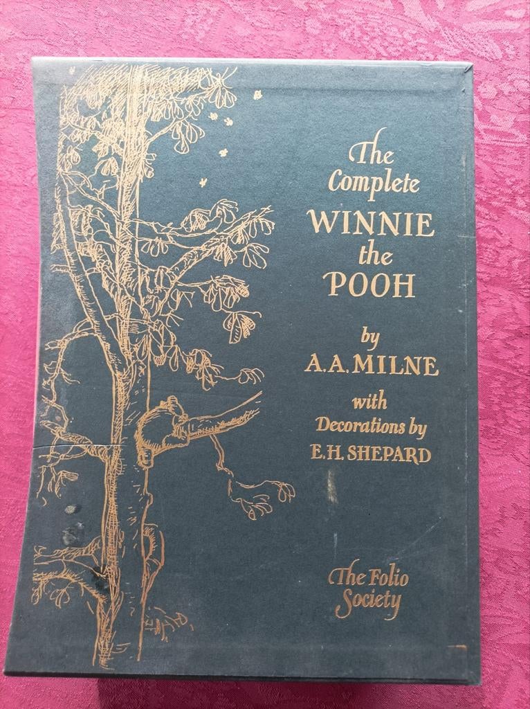 The complete WINNIE the POOH by A.A.MILNE, Boeken, Zo goed als nieuw, Tekst door A.A.Milne, illustraties door E.H Shepard, Ophalen
