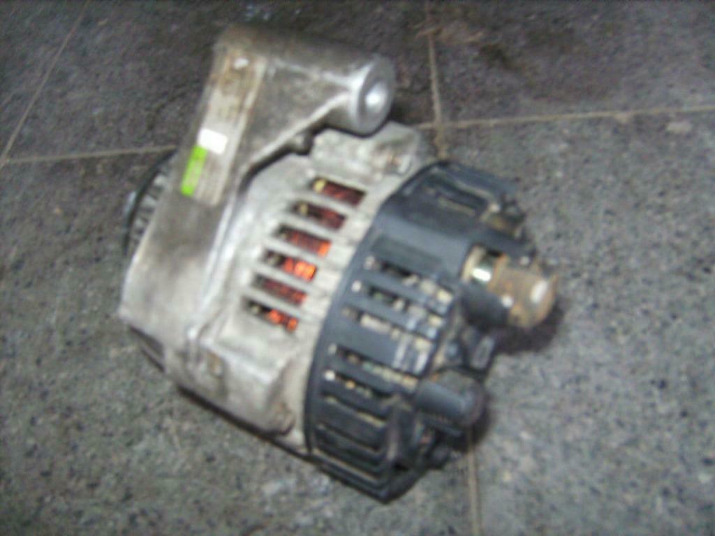 Alternator psa citroen peugeot 1100 cc saxo berlingo partner, Auto-onderdelen, Elektronica en Kabels, Citroën, Peugeot, Gebruikt