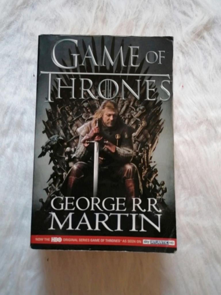 Boek: George R.R. Martin - Game of Thrones (ENG), Ophalen of Verzenden, Gelezen, George R.R. Martin