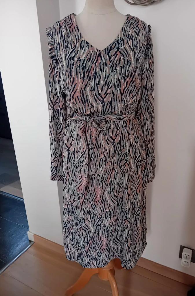 Leuke jurk Vila Joy, maat 38, Kleding | Dames, Jurken, Maat 38/40 (M), Overige kleuren, Ophalen of Verzenden, Zo goed als nieuw