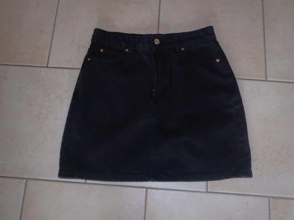 Jupe en jeans noir taille 38, Vêtements | Femmes, Jupes, Comme neuf, Taille 38/40 (M), Noir, Au-dessus du genou, Enlèvement ou Envoi