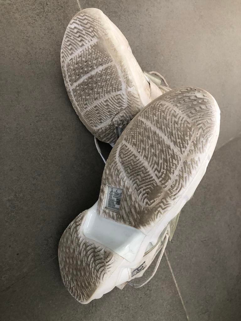 Basketschoen Nike Jordan maar 47,50, Sport en Fitness, Basketbal, Ophalen of Verzenden, Gebruikt, Schoenen