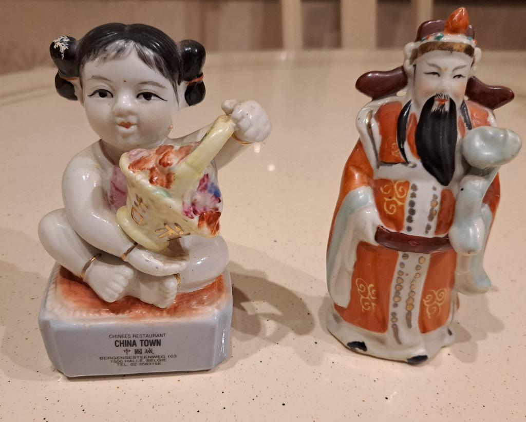 Figurines chinoises, Enlèvement