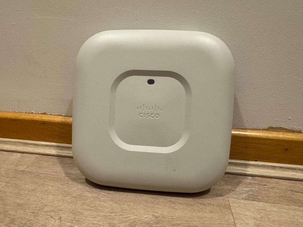 Cisco AIR-CAP1702I-E-K9, Informatique & Logiciels, Points d'accès, Utilisé, Enlèvement ou Envoi