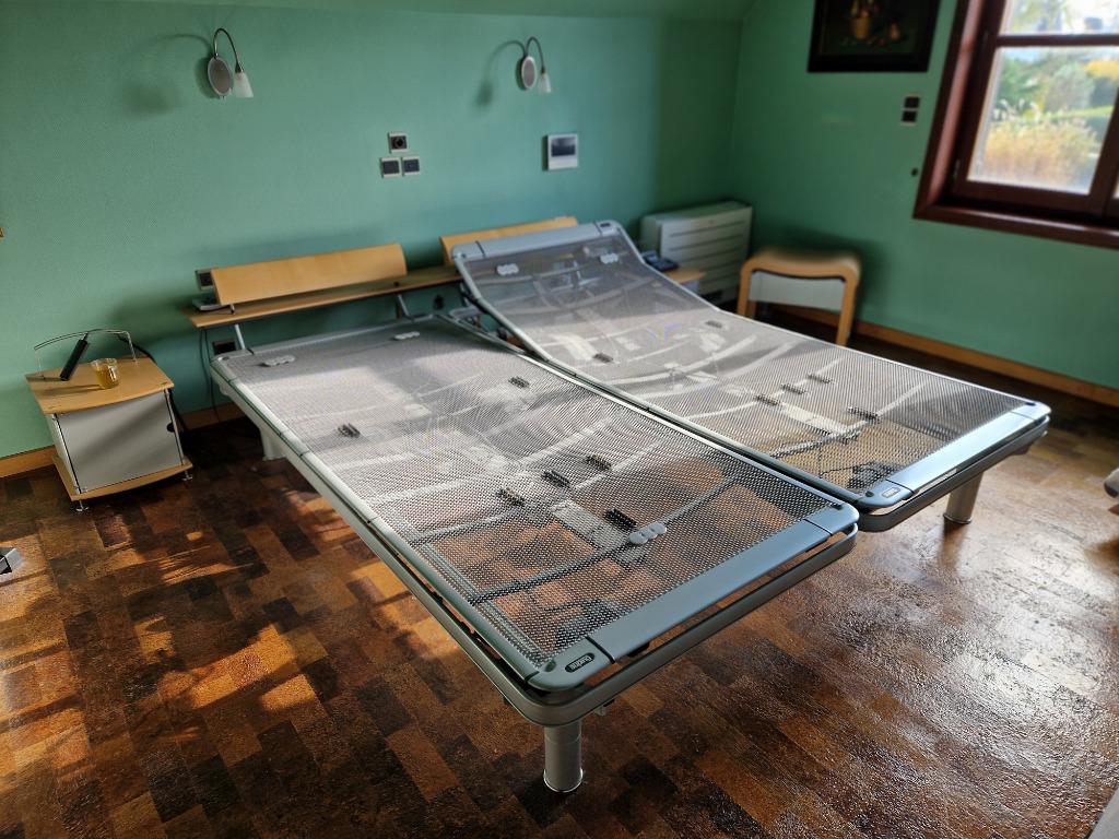 Auping elektrisch verstelbaar dubbel bed met bedmeubels, Autres dimensions, Autres couleurs, Enlèvement, Utilisé