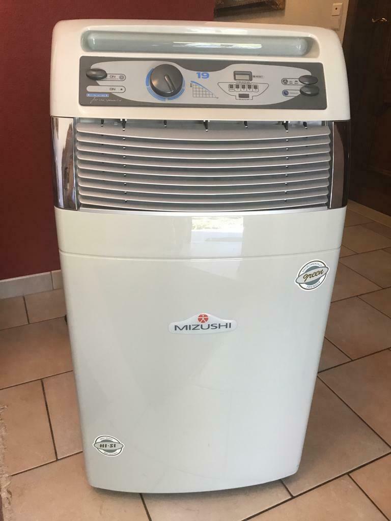 VENTILATOR, Ophalen, Gebruikt, Tafel- of Grondventilator, 2 snelheden