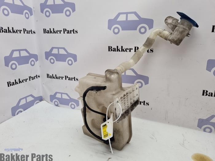 Ruitensproeiertank voor van een Volkswagen Golf, Gebruikt, -, Volkswagen, -