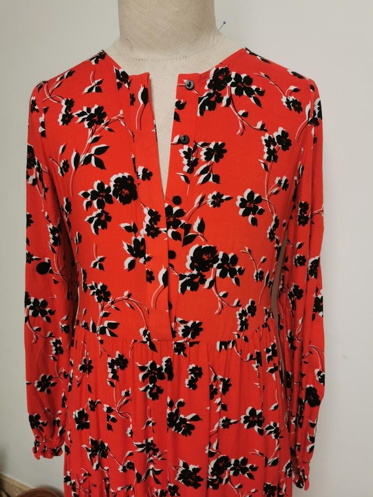 Heel mooi lang kleedje van Zara, Kleding | Dames, Ophalen of Verzenden, Zo goed als nieuw, Maat 38/40 (M), Rood