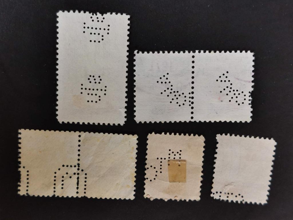 USA - 7 perfins, Postzegels en Munten, Ophalen of Verzenden, Gestempeld, Noord-Amerika
