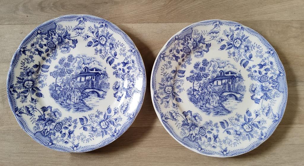 Borden porselein aardewerk  blauw delfs, Antiek en Kunst, Ophalen of Verzenden