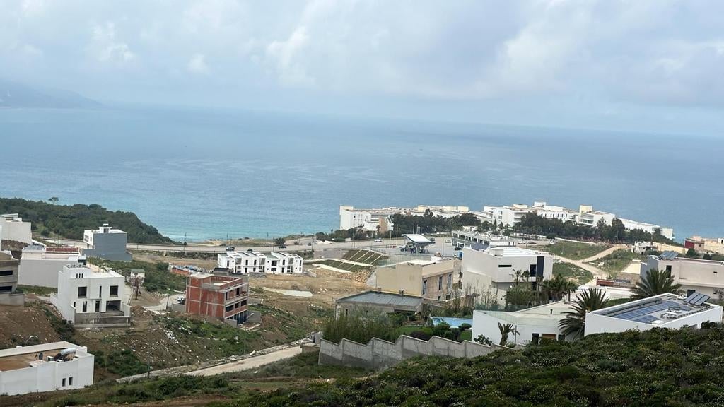 Tanger (Marokko) moderne villa met zeezicht