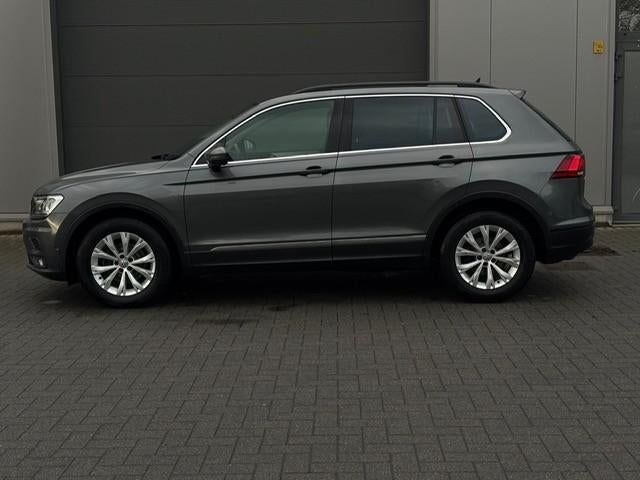 VW Tiguan benzine automaat, Auto's, Volkswagen, Stof, 4 cilinders, Bedrijf, SUV of Terreinwagen