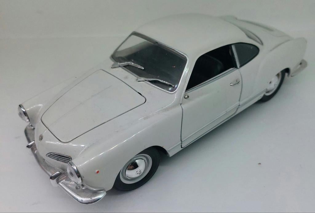 Schaalmodel VW Karmann, Ophalen of Verzenden, Welly
