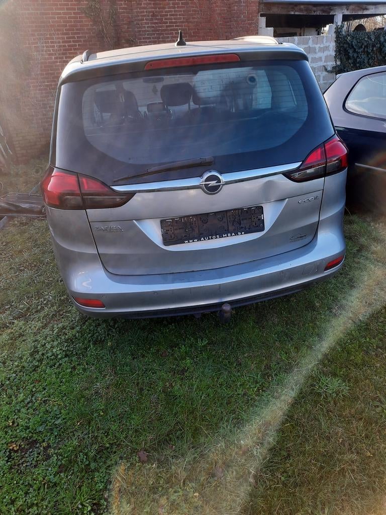 Opel zafira 1.6 diesel ecoflex euro 6B trekhaak, Particulier, Te koop, Zafira, Trekhaak