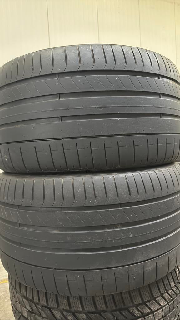 3053021  305/30/21  305/30R21 zomer merk pirelli, Ophalen