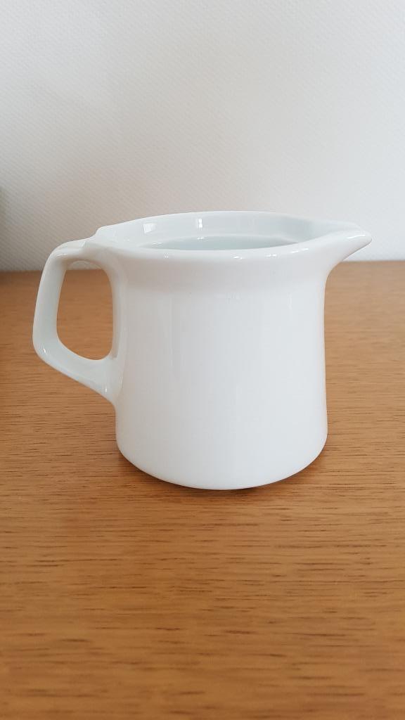 melk, mosterd, boter en suikerpot, Huis en Inrichting, Keuken | Servies, Ophalen of Verzenden, Zo goed als nieuw, Porselein, Overige typen