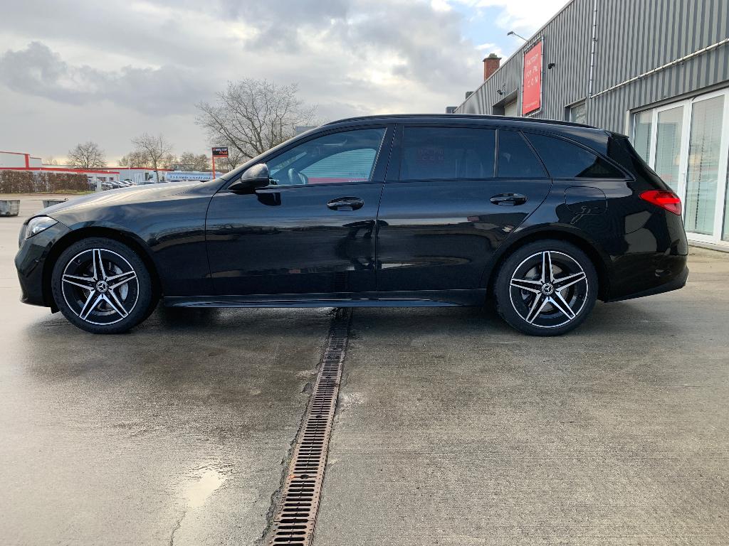 Netto 28.504 Euro/C300 /AMG LINE/NIGHTPACK/TREKHAAK/CAMERA, Auto's, Automaat, 4 cilinders, Zwart, Bedrijf