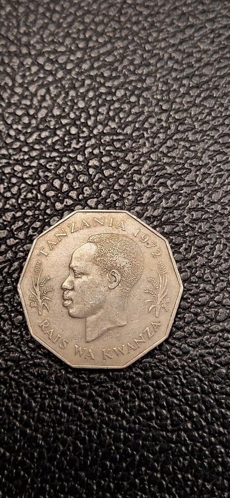 3##    Tanzania 5 shilling 1972 /herdenkingsmunt, Postzegels en Munten, Munten | Afrika, Ophalen of Verzenden, Tanzania