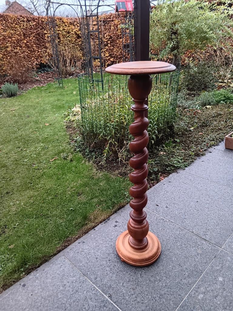 Mooie eikenhouten (planten)staander, Ophalen