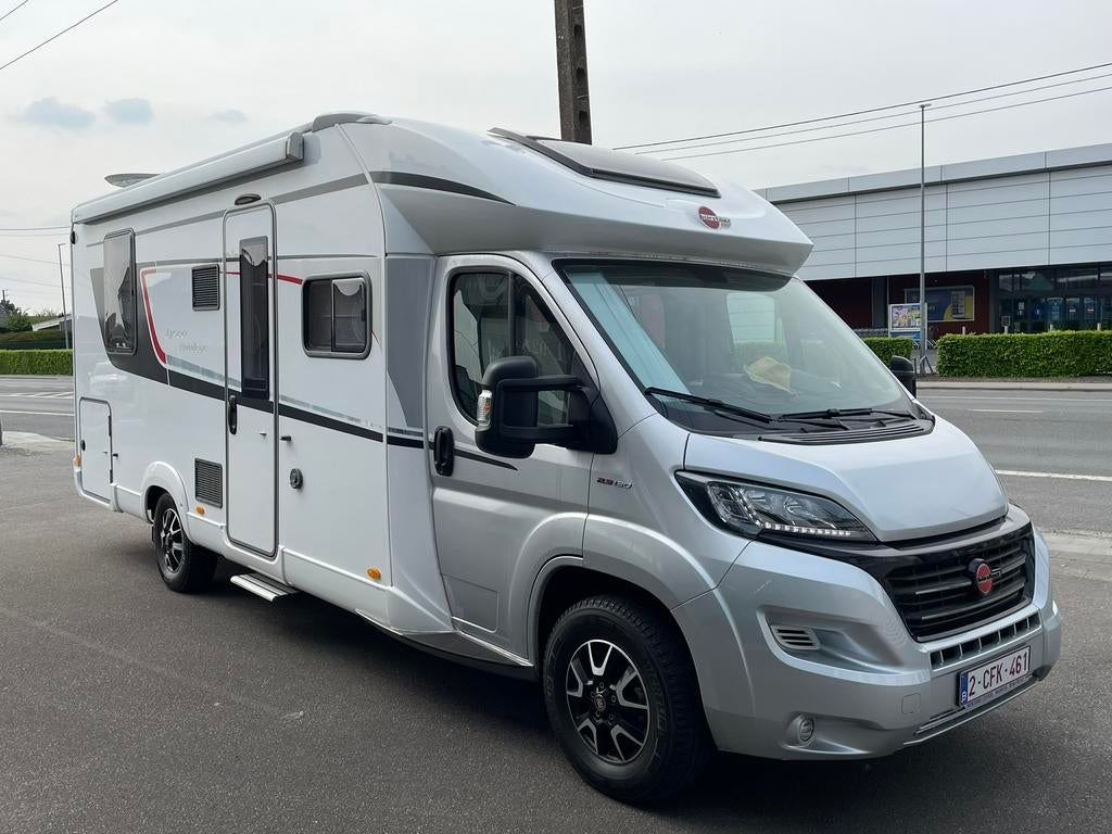 Kampeerwagen BURSTNER LYSEO TD 736 | Nieuwstaat! 12.000 km!, Antidémarrage, Fiat, 7 tot 8 meter, Bürstner
