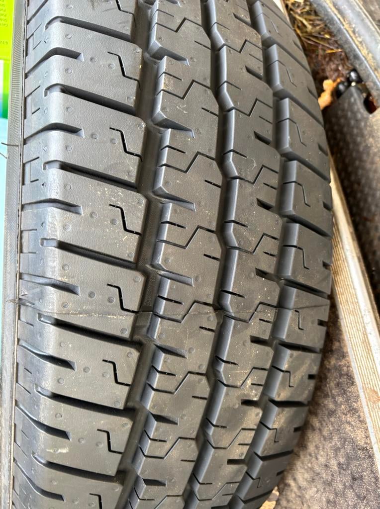 Pneu pour fourgon 215/70-15 Petlas 825, Enlèvement ou Envoi, Neuf