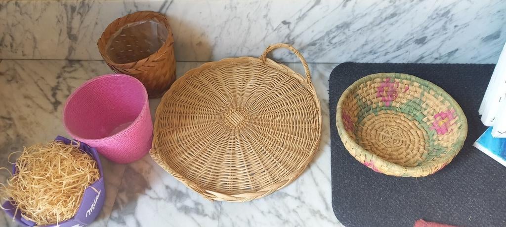 Rieten mandjes en mandjes voor kaasschotel, Enlèvement ou Envoi, Comme neuf