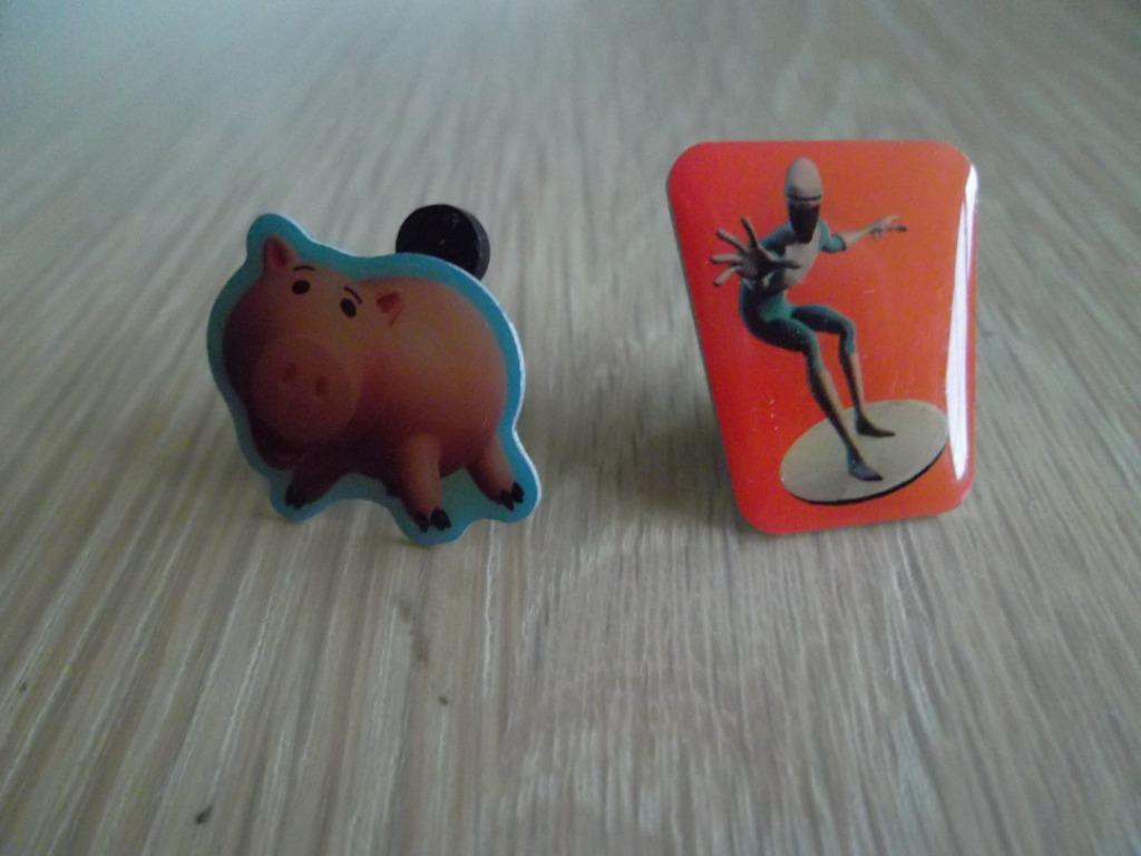 Pins disney, Ophalen of Verzenden, Overige figuren, Zo goed als nieuw, Overige typen