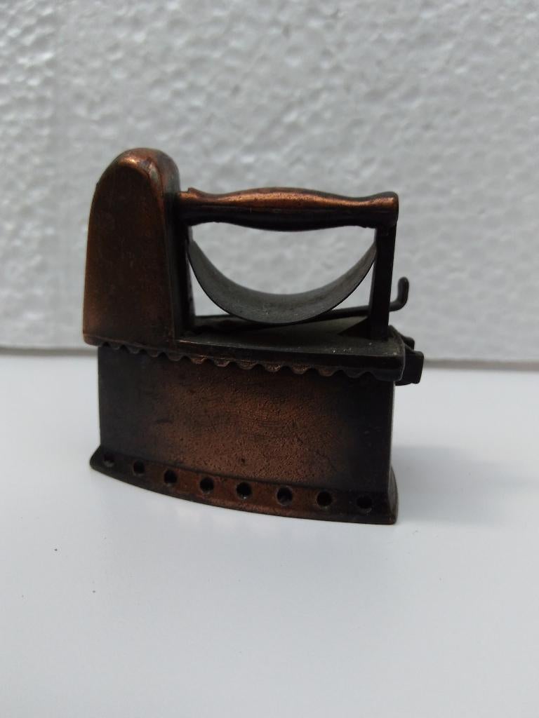 Puntenslijper strijkijzer miniatuur, Verzamelen, Retro, Overige typen, Ophalen of Verzenden