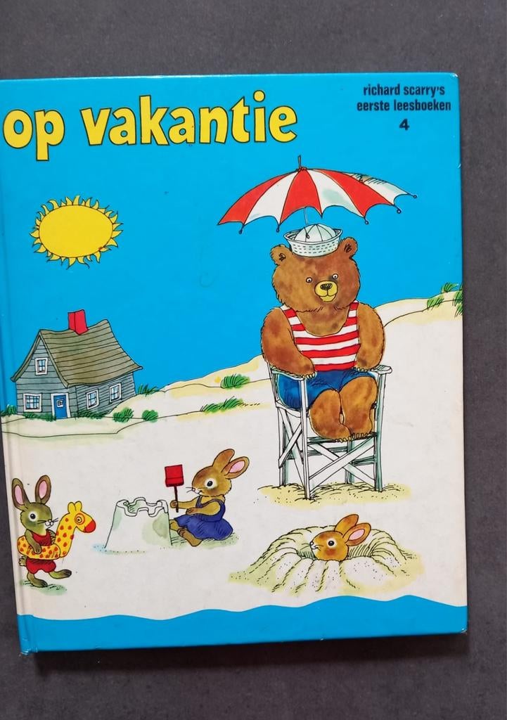 Vintage boek 1977 - Puk in een nieuw land -> 2€, Richard Scarrys, Fiction général, Enlèvement, Utilisé