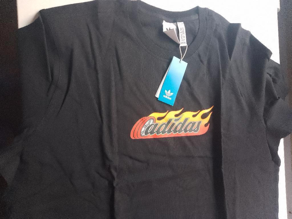 nieuw adidas XXL t-shirt motor gfx tee in verpakking, Kleding | Heren, T-shirts, Verzenden, Zwart, Nieuw, Overige maten