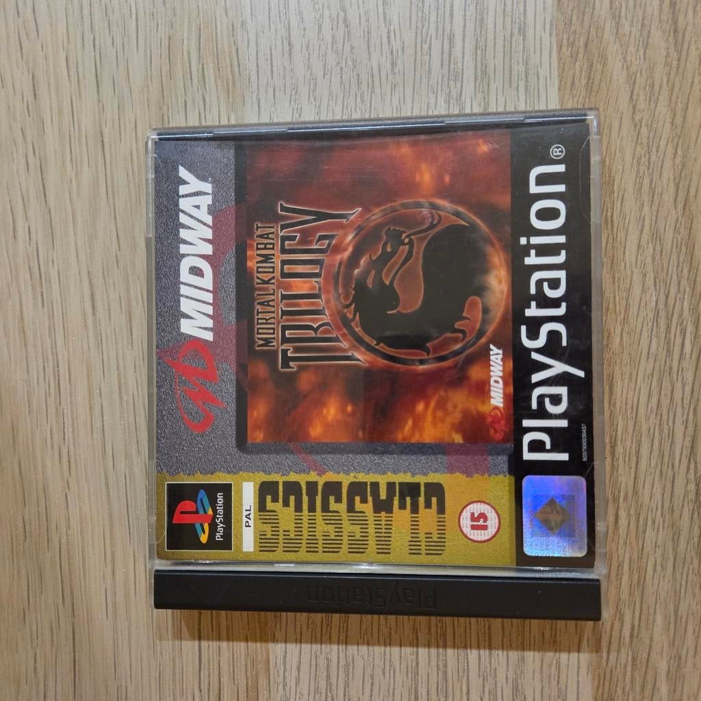 mortal kombat Trilogie ps1 version  Black label, Games en Spelcomputers, Ophalen, Gebruikt, Vanaf 18 jaar, Vechten