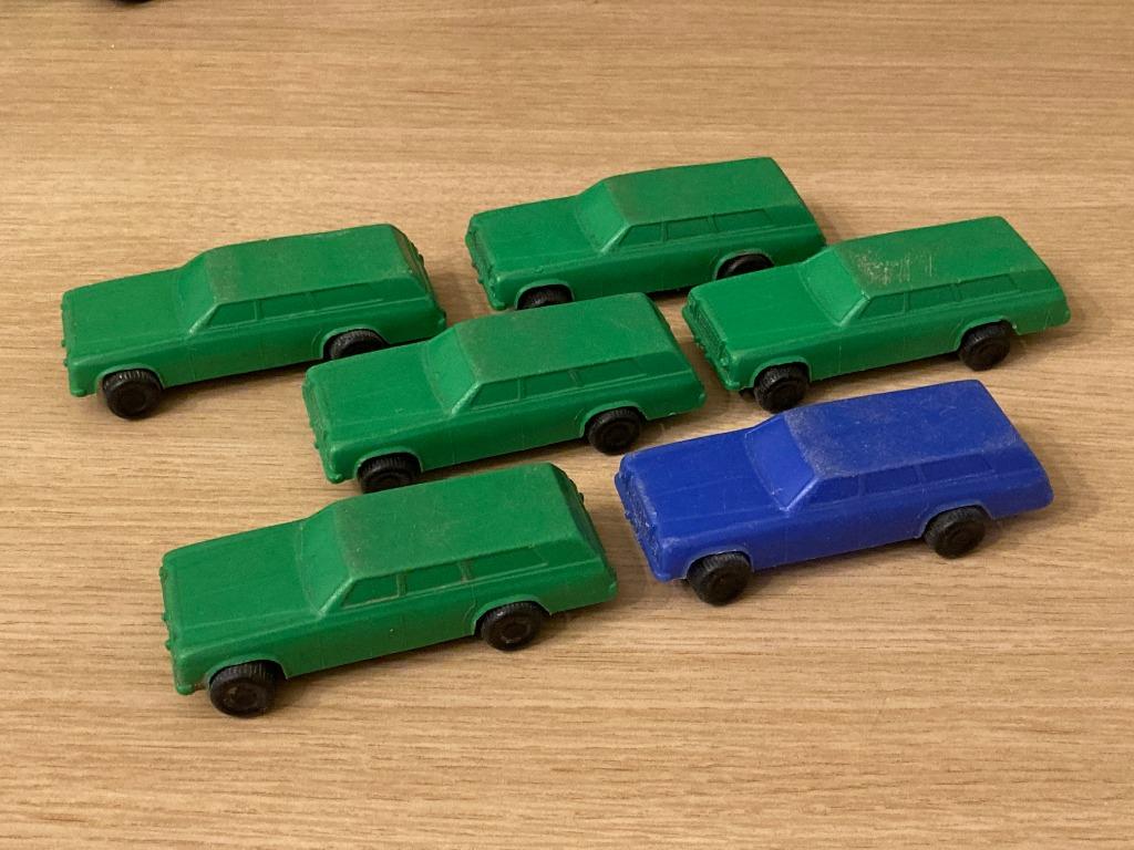 Volvo station wagen blauw en groen (5x) - Vintage, Kinderen en Baby's, Ophalen of Verzenden, Gebruikt