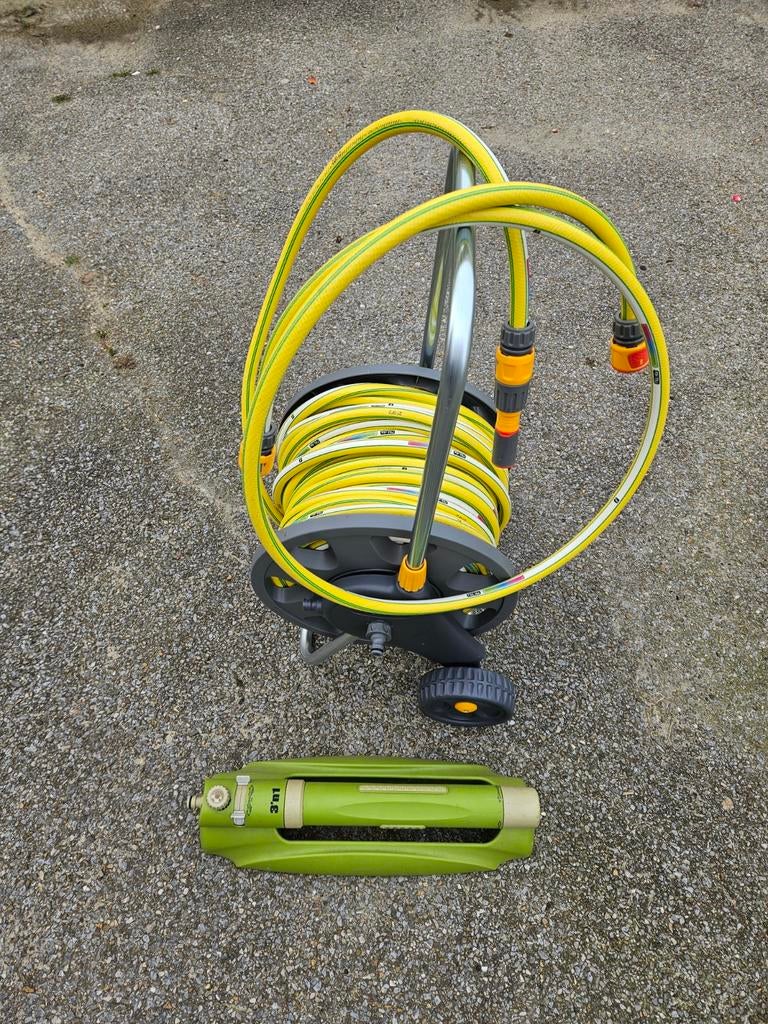Tuinslang  Nieuwe op haspel 50 meter inclusief spruiers, Ophalen, Tuinslang
