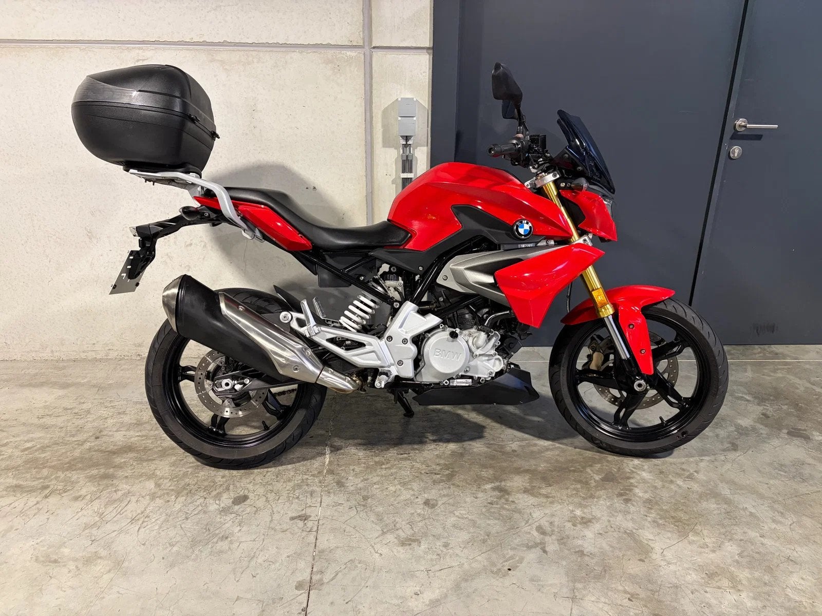 BMW G310R handige naked met topcase, Motos, 300 cm³, Entreprise, Occasion, 12 à 35 kW