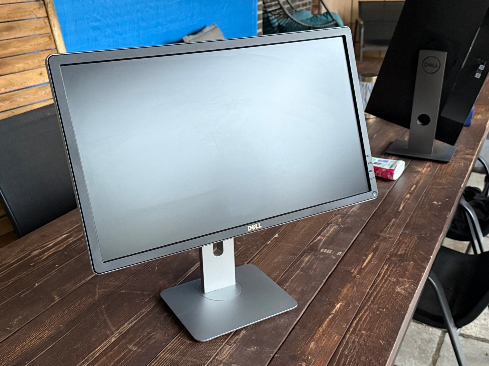 Dell P2414Hb Monitor – 24 inch Full HD – 6 stuks beschikbaar, HD, Zo goed als nieuw, DVI, Ophalen