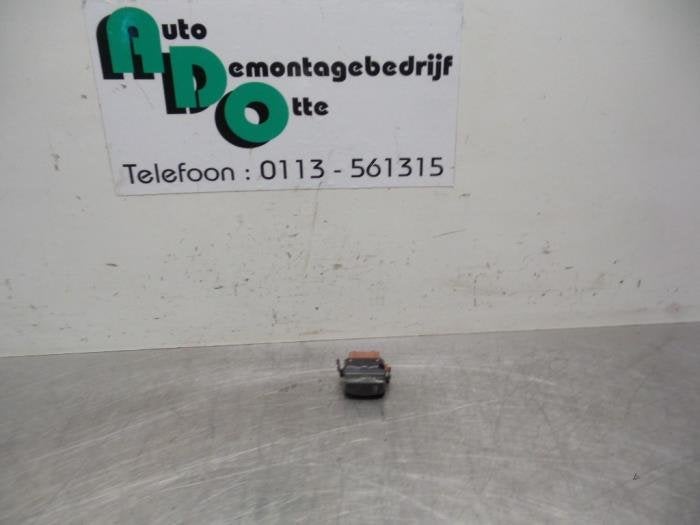 Verwarmingsschakelaar Achterruit van een Renault Trafic (Tra, Gebruikt, -, Renault, -