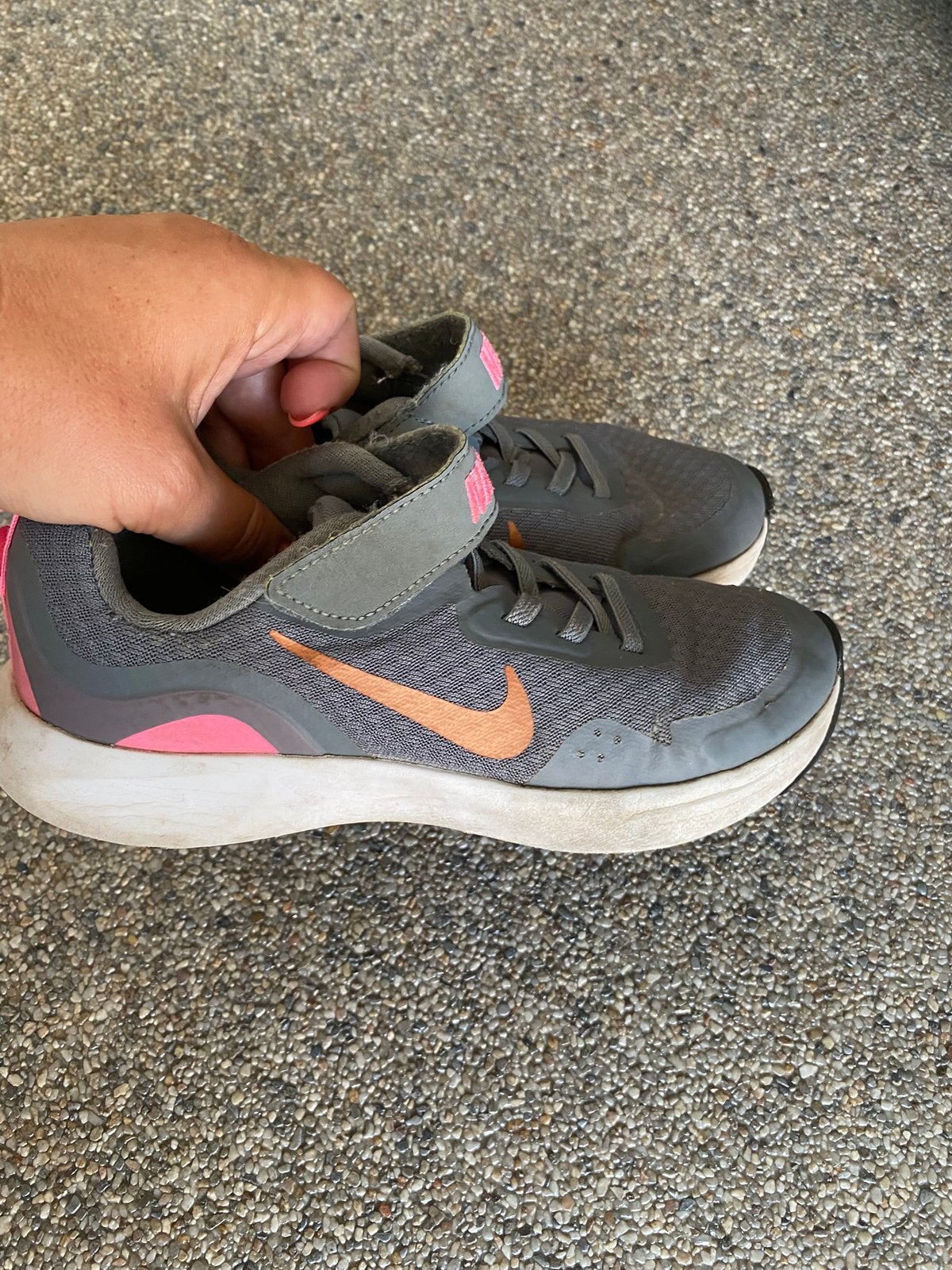 Sneakers nike maat 32, Kinderen en Baby's, Ophalen, Gebruikt