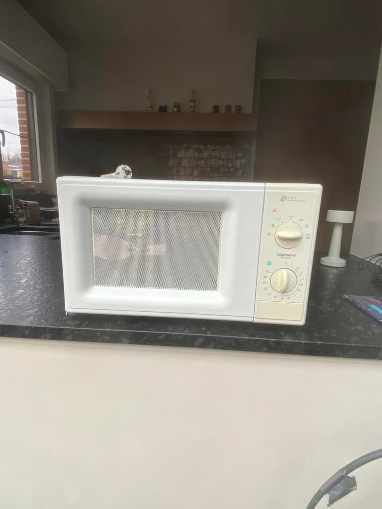Daewoo micrgolf, Comme neuf, Enlèvement, Micro-ondes, Plaque tournante