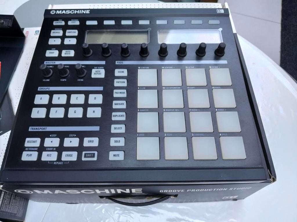 Native Instruments Machine mk1, Enlèvement, Comme neuf