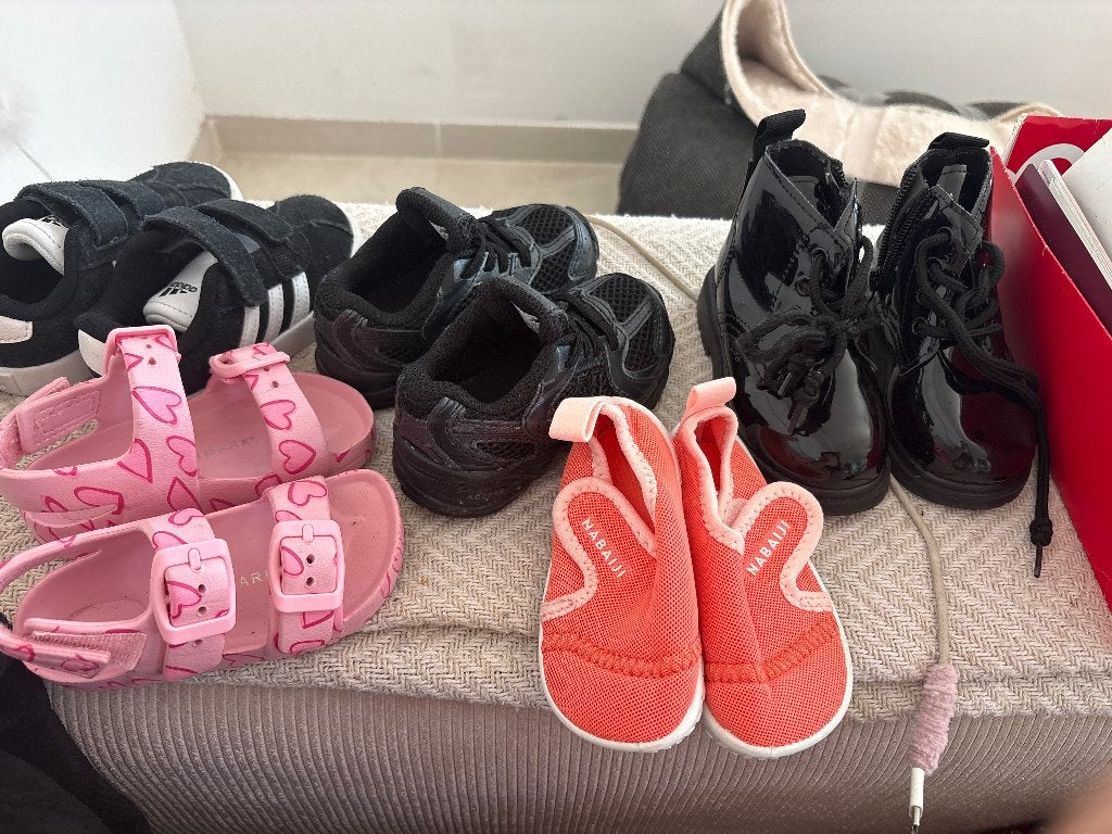 Chaussure bébé, Kinderen en Baby's, Babykleding | Schoentjes en Sokjes, Nieuw, Jongetje of Meisje, Ophalen